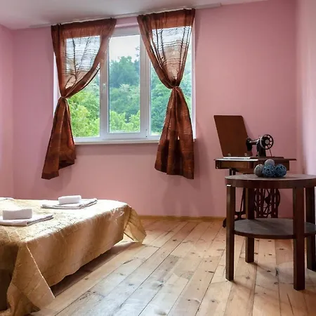 Apartment Not Available *